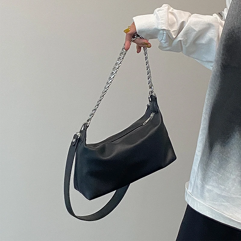 Elegant PU Leather Underarm Bags for Women Simple Solid Color Ladies Small Chain Shoulder Bag Messenger Bags Sac Main Femme
Elegant PU Leather Underarm Bags for Women Simple Solid Color Ladies Small Chain Shoulder Bag Messenger Bags Sac Main Femme
