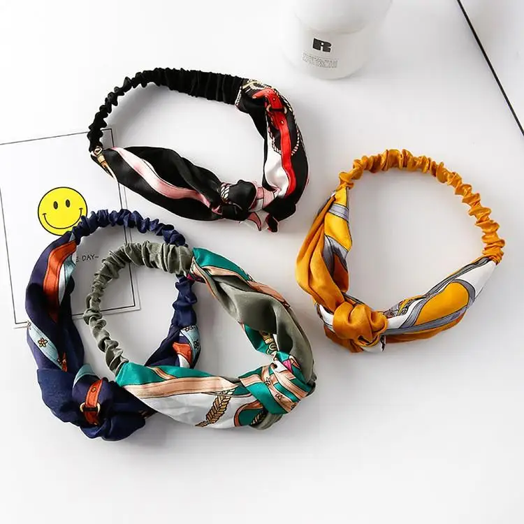 Spring and summer new fashion sports elastic chiffon headband turban headband creative printing cross knot twisted girls ladies
Spring and summer new fashion sports elastic chiffon headband turban headband creative printing cross knot twisted girls ladies