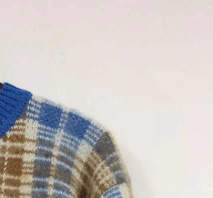 2019 Autumn and Winter New Blue Plaid Round Neck Pullover Long Sleeve Women's Sweater
2019 Autumn and Winter New Blue Plaid Round Neck Pullover Long Sleeve Women's Sweater