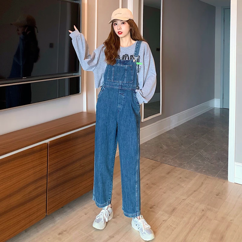 Spring new loose wide-legged denim suspenders trousers women
Spring new loose wide-legged denim suspenders trousers women