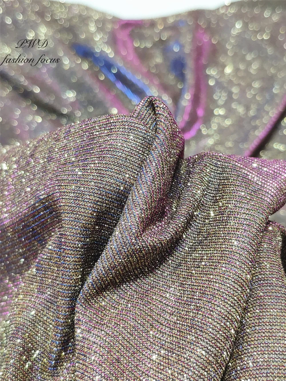 African Lace Fabric 2021 High Quality Dancing Stage Fabric Glitter Sequins Shinning Lace Material for African Women
African Lace Fabric 2021 High Quality Dancing Stage Fabric Glitter Sequins Shinning Lace Material for African Women
