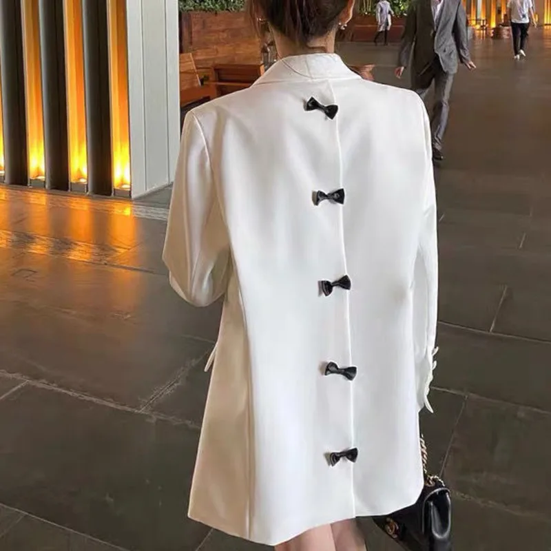 Autumn Women's Blazers Jacket Office Ladies Elegant Za 2021 White Back Bow Fashion Design Street Casual Solid Female Blazers
Autumn Women's Blazers Jacket Office Ladies Elegant Za 2021 White Back Bow Fashion Design Street Casual Solid Female Blazers