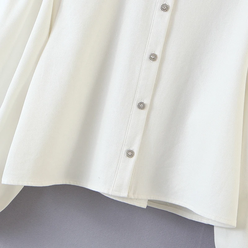 Casual Turn-Down Collar Long-Sleeved Loose White Shirt Solid Color Shirts Female Fashion Autumn Ladies Buttons Shirts
Casual Turn-Down Collar Long-Sleeved Loose White Shirt Solid Color Shirts Female Fashion Autumn Ladies Buttons Shirts