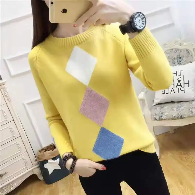 Свитер женский тонкий трикотажный с круглым вырезом и длинным рукавом
Свитер женский тонкий трикотажный с круглым вырезом и длинным рукавом