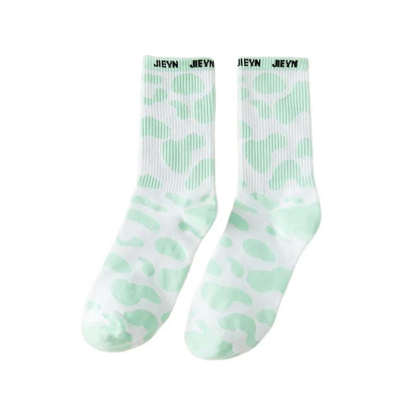 1 Pair Korean color socks female creative personality new product cow striped Cute socks version Japanese soft girl tube socks
1 Pair Korean color socks female creative personality new product cow striped Cute socks version Japanese soft girl tube socks