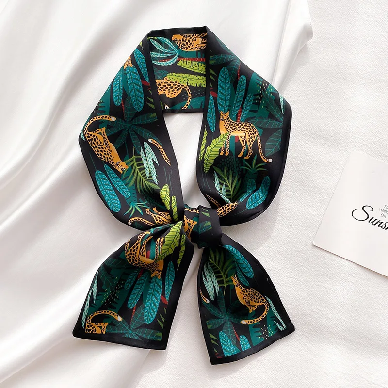 2022 Small Silk Scarf Women Shawls Wraps Luxury Brand Office Hair Neck Hijabs Foulard Hijab Print Scarves Ladies fashion 
2022 Small Silk Scarf Women Shawls Wraps Luxury Brand Office Hair Neck Hijabs Foulard Hijab Print Scarves Ladies fashion
