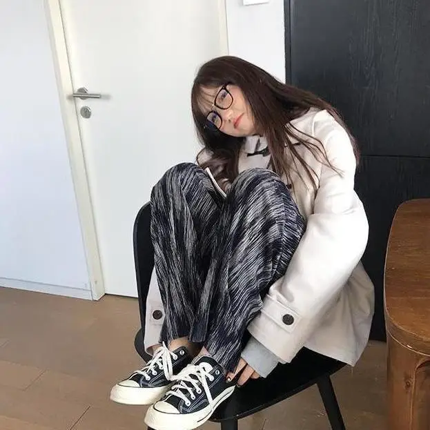 Spring and autumn design pants fried Street tie dyed wide leg pants thin and thin versatile high waist loose straight casual
Spring and autumn design pants fried Street tie dyed wide leg pants thin and thin versatile high waist loose straight casual
