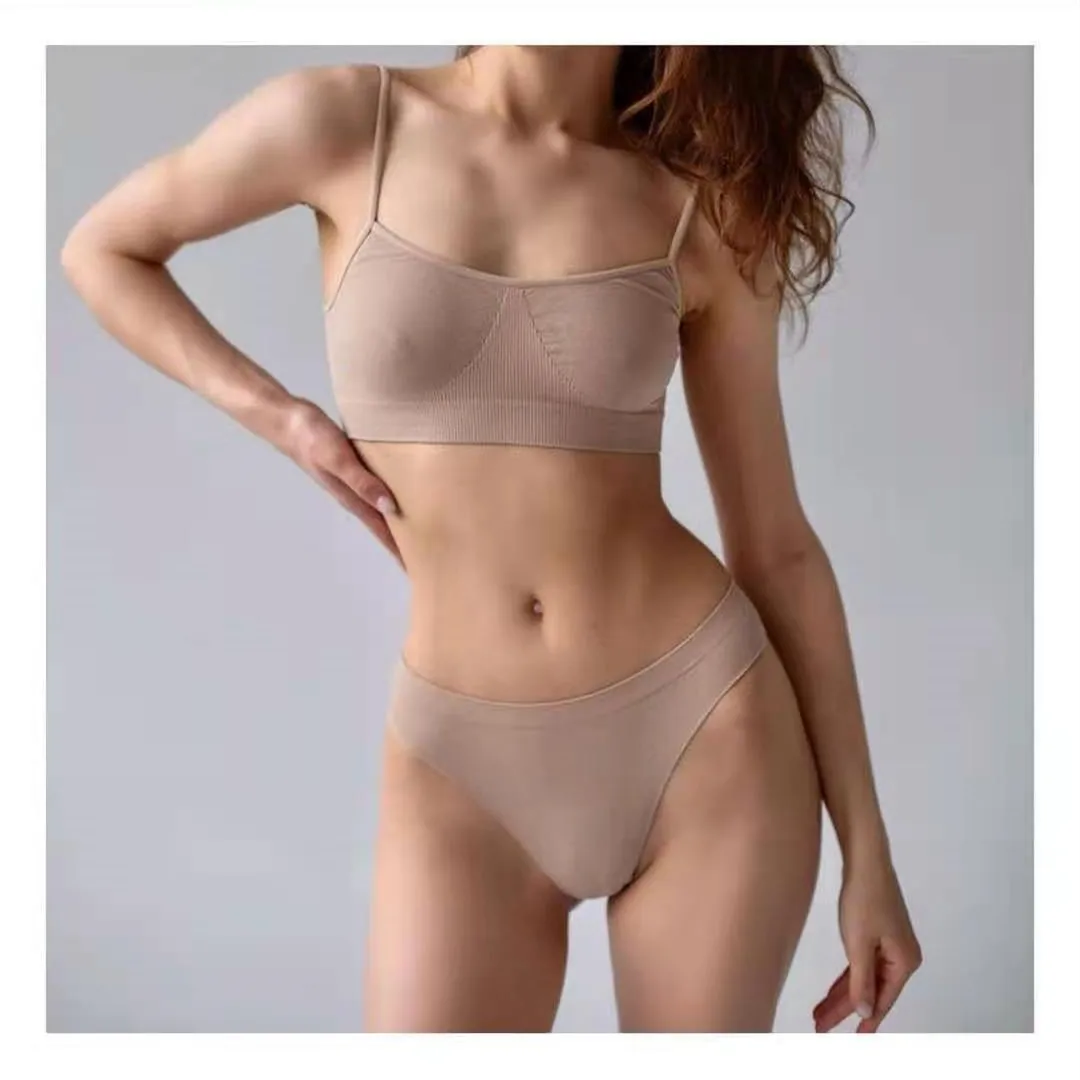 Richkeda Store New 2021 Women Bra And Thongs Set Seamless Bra Panties Set Sexy Crop Top Female Underwear G-String Unlined
Richkeda Store New 2021 Women Bra And Thongs Set Seamless Bra Panties Set Sexy Crop Top Female Underwear G-String Unlined