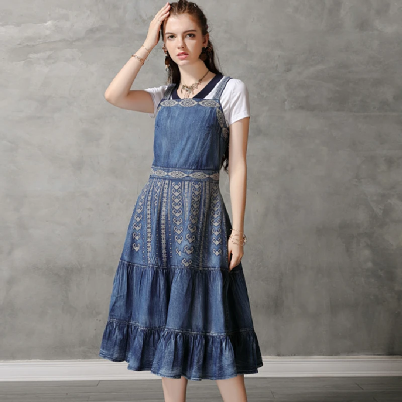 Summer Dress Women Vintage Embroidery Pleats Fashion Dress Female Suspenders Casual Dresses High Quality Ladies Vestidos QX270
Summer Dress Women Vintage Embroidery Pleats Fashion Dress Female Suspenders Casual Dresses High Quality Ladies Vestidos QX270