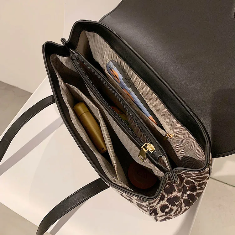 Large Capacity Leopard Tote Women's Shoulder Bag 2020 Fashion New High Quality Pu Leather Women's Designer Handbag and Purses
Large Capacity Leopard Tote Women's Shoulder Bag 2020 Fashion New High Quality Pu Leather Women's Designer Handbag and Purses