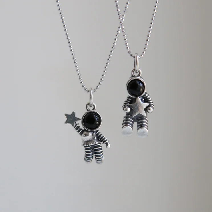 Korean Style Fashion Necklace Astronaut Pick A Star Astronaut Simple Pendant Necklaces for Women Chains Necklaces Trendy Jewelry
Korean Style Fashion Necklace Astronaut Pick A Star Astronaut Simple Pendant Necklaces for Women Chains Necklaces Trendy Jewelry