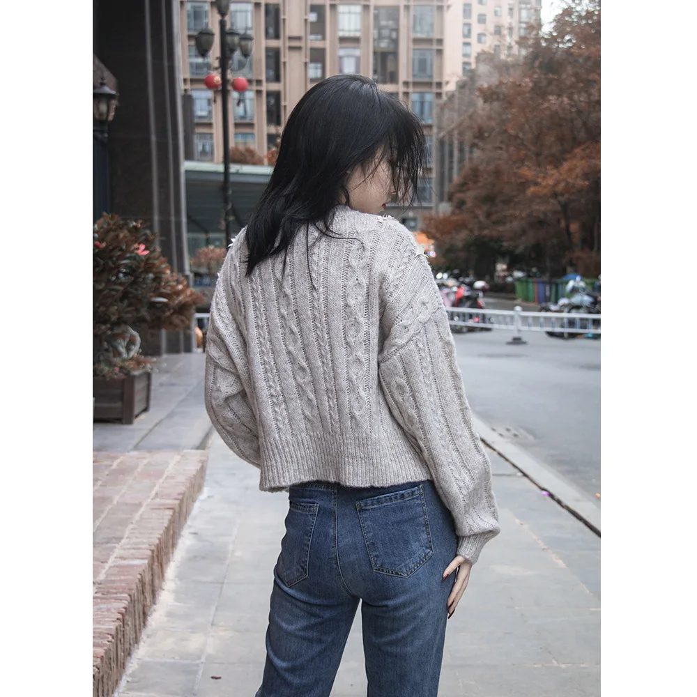 Fashion 2020 Autumn Winter Knitted Sweater Women Casual Solid Color Lace Pullover Short Sweater Female Retro Jumpers Tops
Fashion 2020 Autumn Winter Knitted Sweater Women Casual Solid Color Lace Pullover Short Sweater Female Retro Jumpers Tops