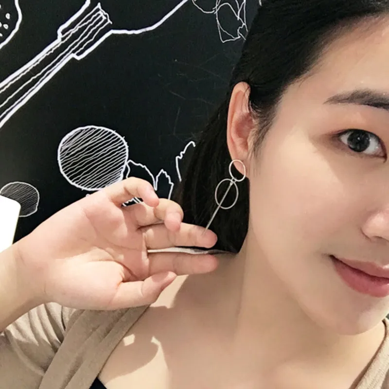 NEW Gold Metal Tassel Earrings for Women Long Circle Pendant Earings Fashion Jewelry Statement Geometric Vorbellen Voor Vrouwen
NEW Gold Metal Tassel Earrings for Women Long Circle Pendant Earings Fashion Jewelry Statement Geometric Vorbellen Voor Vrouwen