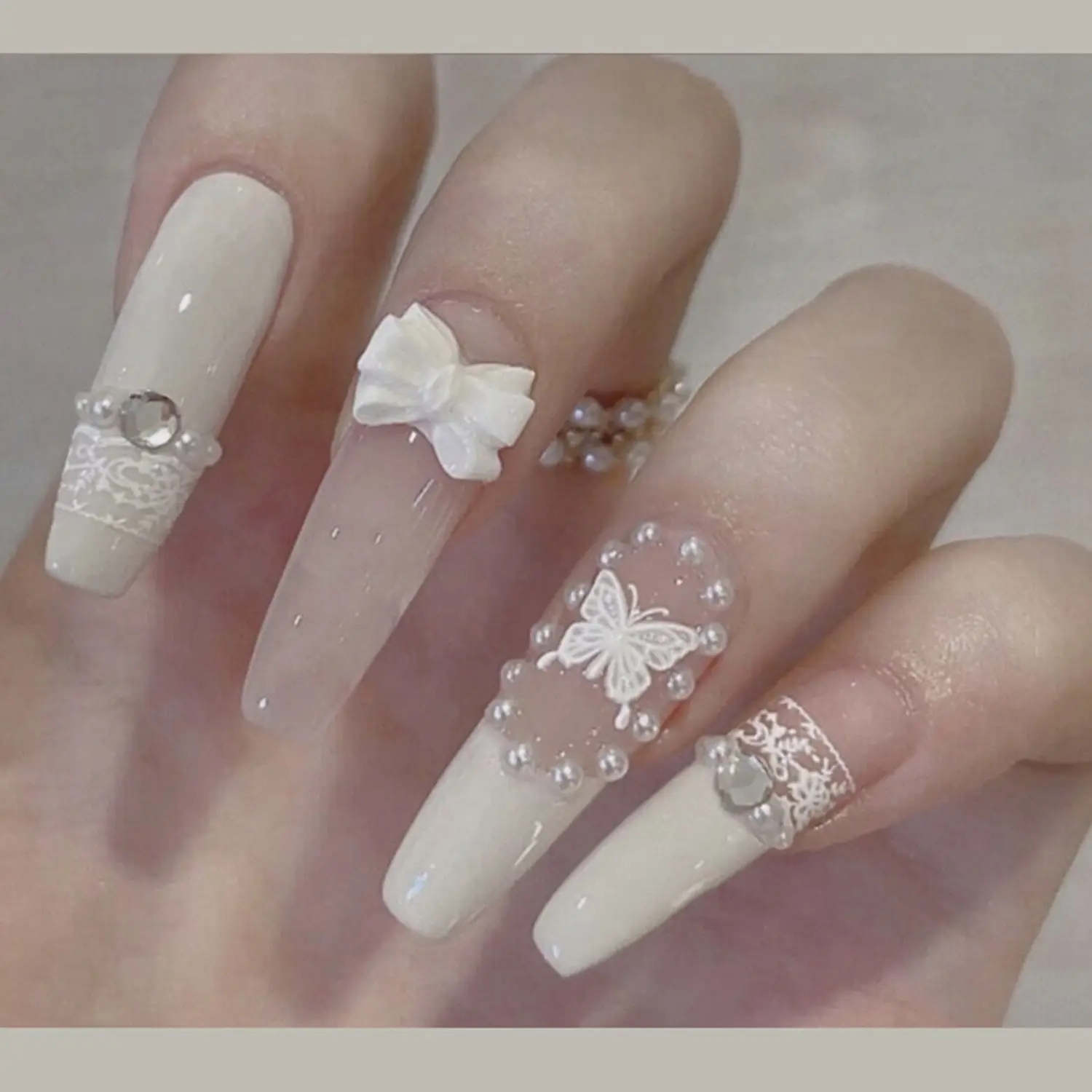 24pcs/Box Coffin Full Cover Detachable Manicure Tool Fake Nails Wearable Ballerina False Nails Nail Tips
24pcs/Box Coffin Full Cover Detachable Manicure Tool Fake Nails Wearable Ballerina False Nails Nail Tips