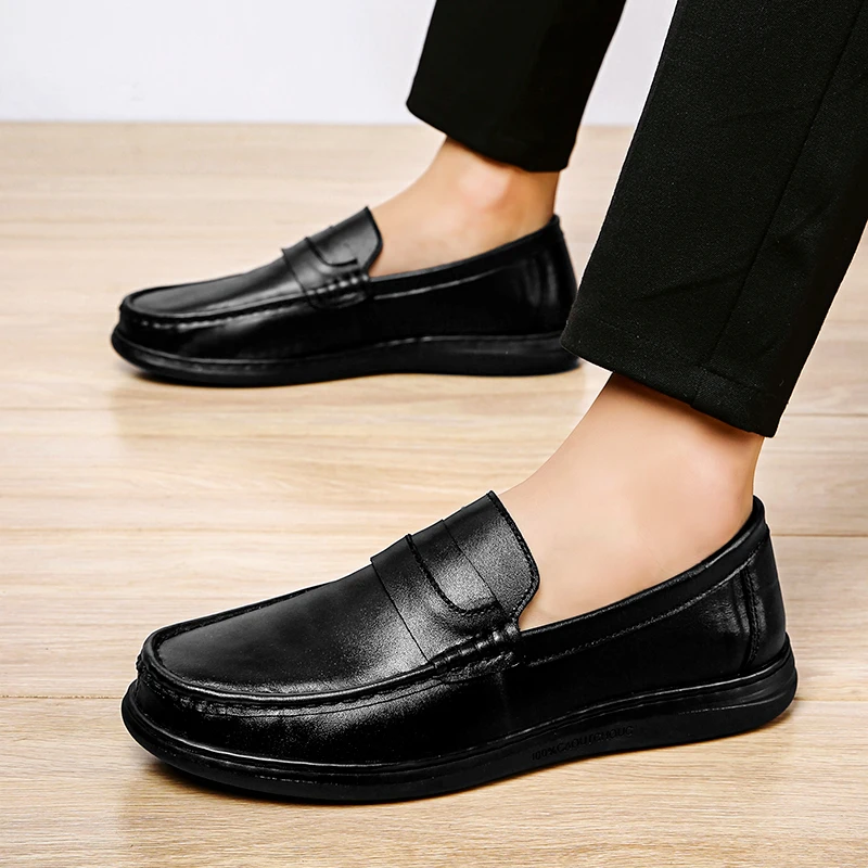 de for sneakers zapatos mens zapatillas hot fashion para mens casuales Mens breathable leather 2020 causal casual man cuero new 
de for sneakers zapatos mens zapatillas hot fashion para mens casuales Mens breathable leather 2020 causal casual man cuero new