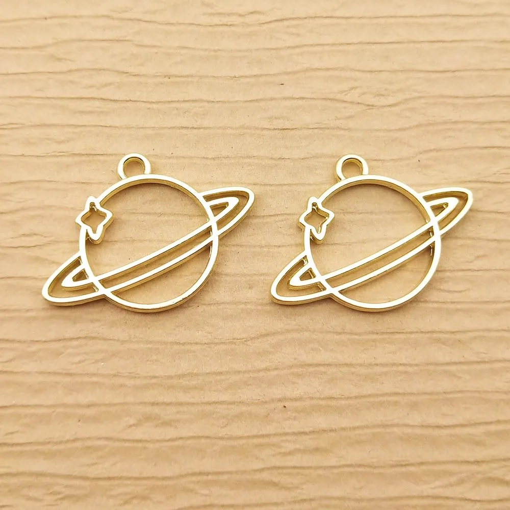 10pcs 19x27mm planet saturn charm for jewelry making fashion earring pendant bracelet charm necklace charms diy finding
10pcs 19x27mm planet saturn charm for jewelry making fashion earring pendant bracelet charm necklace charms diy finding