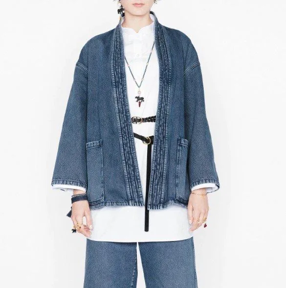111903 Spring Summer New Belt Design Fashion Classic Embroidery Design Casual Versatile Slim Waist Denim Coat Women D1
111903 Spring Summer New Belt Design Fashion Classic Embroidery Design Casual Versatile Slim Waist Denim Coat Women D1