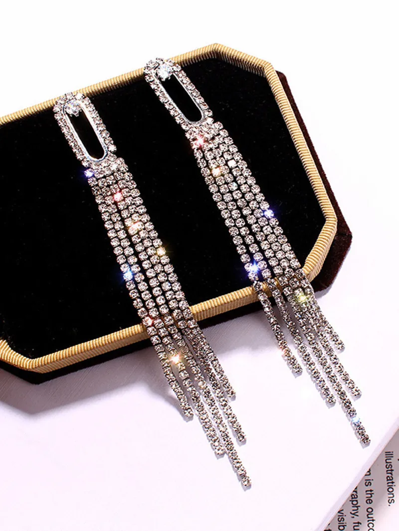 Earrings for women oorbellen hangers statement chain pendientes largos tassel trendy geometric Euro-American crystal stud
Earrings for women oorbellen hangers statement chain pendientes largos tassel trendy geometric Euro-American crystal stud