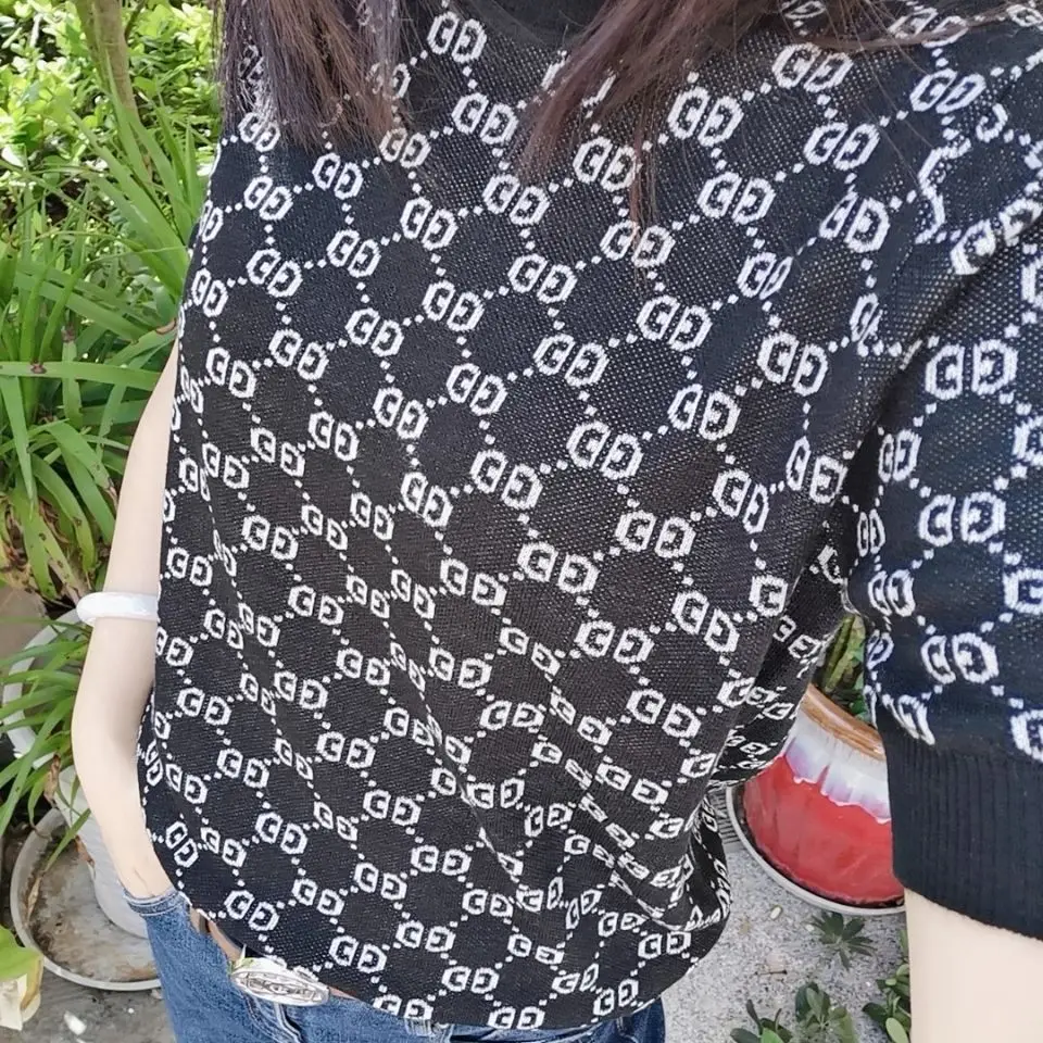 Elegant Short Sleeve Knit Low Waist Jersey Casual All -Match T-shirt Retro Underwear Loose Top for Women
Elegant Short Sleeve Knit Low Waist Jersey Casual All -Match T-shirt Retro Underwear Loose Top for Women