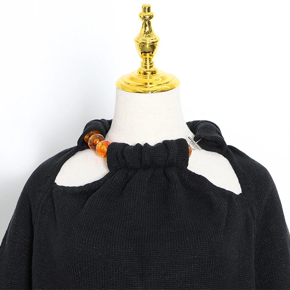 High Quality 2020 Autumn Sexy O-Neck Hollow Beaded Straight Knit Sweater Elegant Women'S Black Celebrity Party Pullover Sweater
High Quality 2020 Autumn Sexy O-Neck Hollow Beaded Straight Knit Sweater Elegant Women'S Black Celebrity Party Pullover Sweater