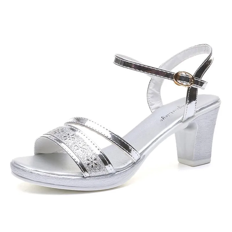 Open Toe Square Heel High Heel Sandals Woman 2019 Summer Shoes Woman Fashion Bling Waterproof Platform Buckle Strap Ladies Shoes 
Open Toe Square Heel High Heel Sandals Woman 2019 Summer Shoes Woman Fashion Bling Waterproof Platform Buckle Strap Ladies Shoes