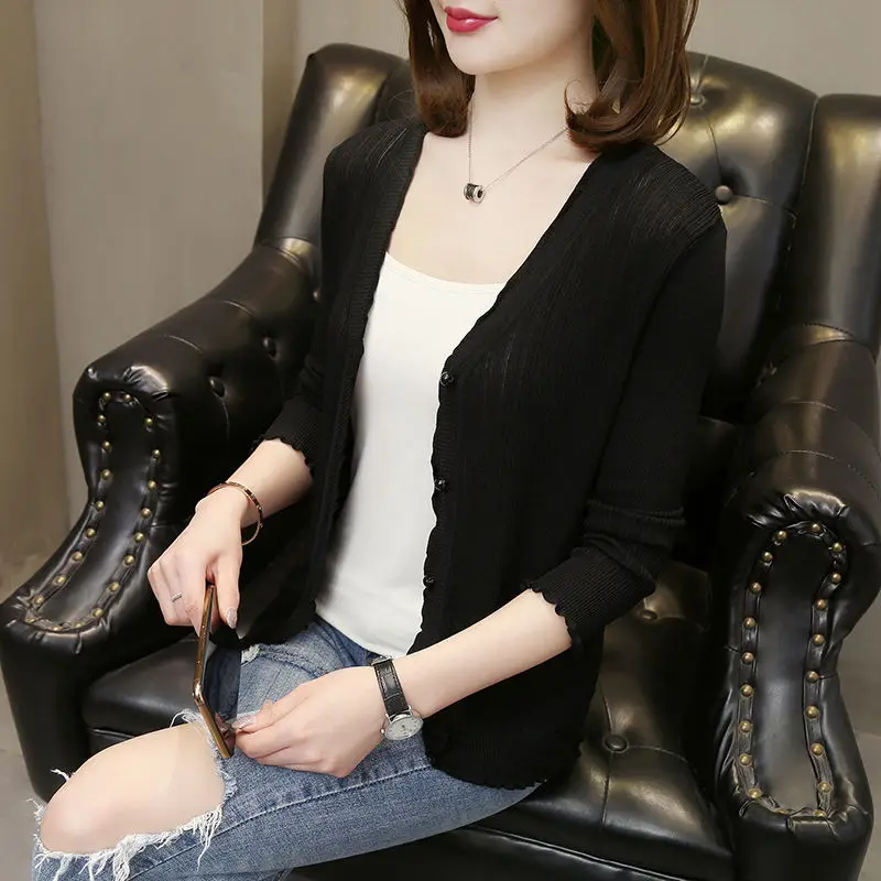 2021 spring and summer new Ruffle ice silk knitted cardigan women's 7 / 4 sleeve thin style with short sunscreen shawl
2021 spring and summer new Ruffle ice silk knitted cardigan women's 7 / 4 sleeve thin style with short sunscreen shawl