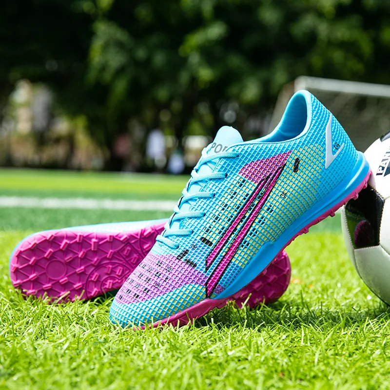 2021 Men Spike Football Shoes Sport Fustal Sneakers Outdoor Soccer Shoes Ultralight Footwear Turf Cleats Training Flats Unisex
2021 Men Spike Football Shoes Sport Fustal Sneakers Outdoor Soccer Shoes Ultralight Footwear Turf Cleats Training Flats Unisex