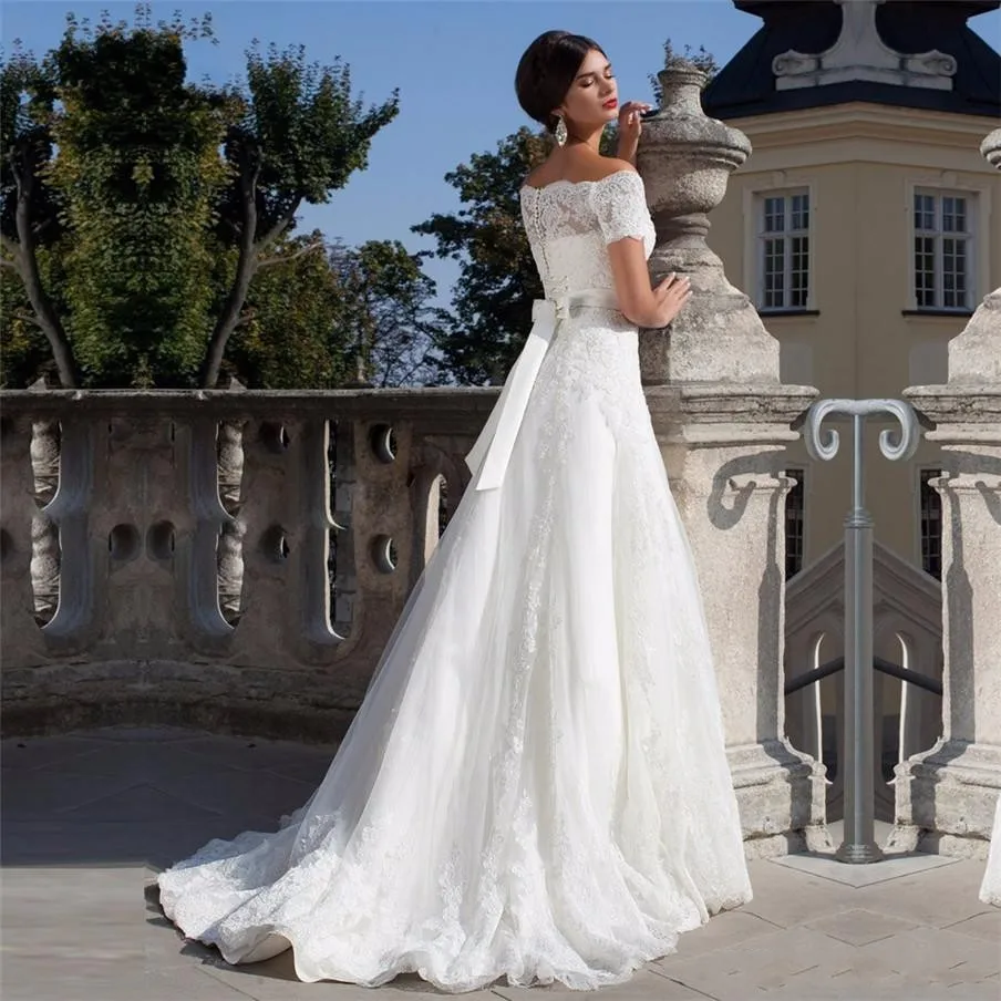 Sexy Off the Shoulder Short Sleeves Wedding Dress With Beading Sashes Applique A-line Bridal Gown vestido de noiva
Sexy Off the Shoulder Short Sleeves Wedding Dress With Beading Sashes Applique A-line Bridal Gown vestido de noiva