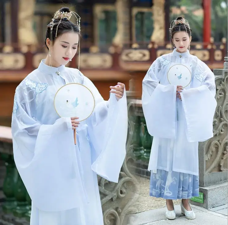 Summer high quality Hanfu Traditional daily ancient style three piece embroidery vertical collar Ru skirt+coat+bellyband
Summer high quality Hanfu Traditional daily ancient style three piece embroidery vertical collar Ru skirt+coat+bellyband