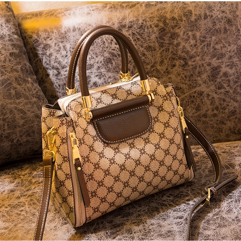 Women's bag 2021 new French original design luxury leather large capacity messenger bag fashion handbag all-match bucket bag 
Women's bag 2021 new French original design luxury leather large capacity messenger bag fashion handbag all-match bucket bag