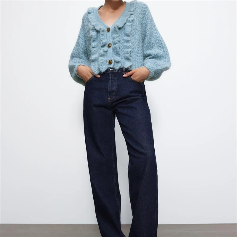 Women 2021 Fashion Dyeing Ruffled Knitted Cardigan Sweater Vintage Lantern Sleeve Buttons Female Outerwear Chic Tops
Women 2021 Fashion Dyeing Ruffled Knitted Cardigan Sweater Vintage Lantern Sleeve Buttons Female Outerwear Chic Tops