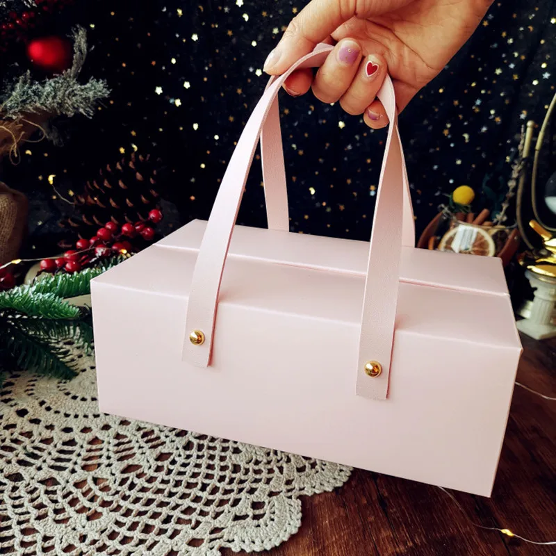 10piece Gift Boxes Candy Cake Paper Box Packaging Leather Handle Pink Chocolate Wedding Gift Package Bags Party Favors Souvenir
10piece Gift Boxes Candy Cake Paper Box Packaging Leather Handle Pink Chocolate Wedding Gift Package Bags Party Favors Souvenir