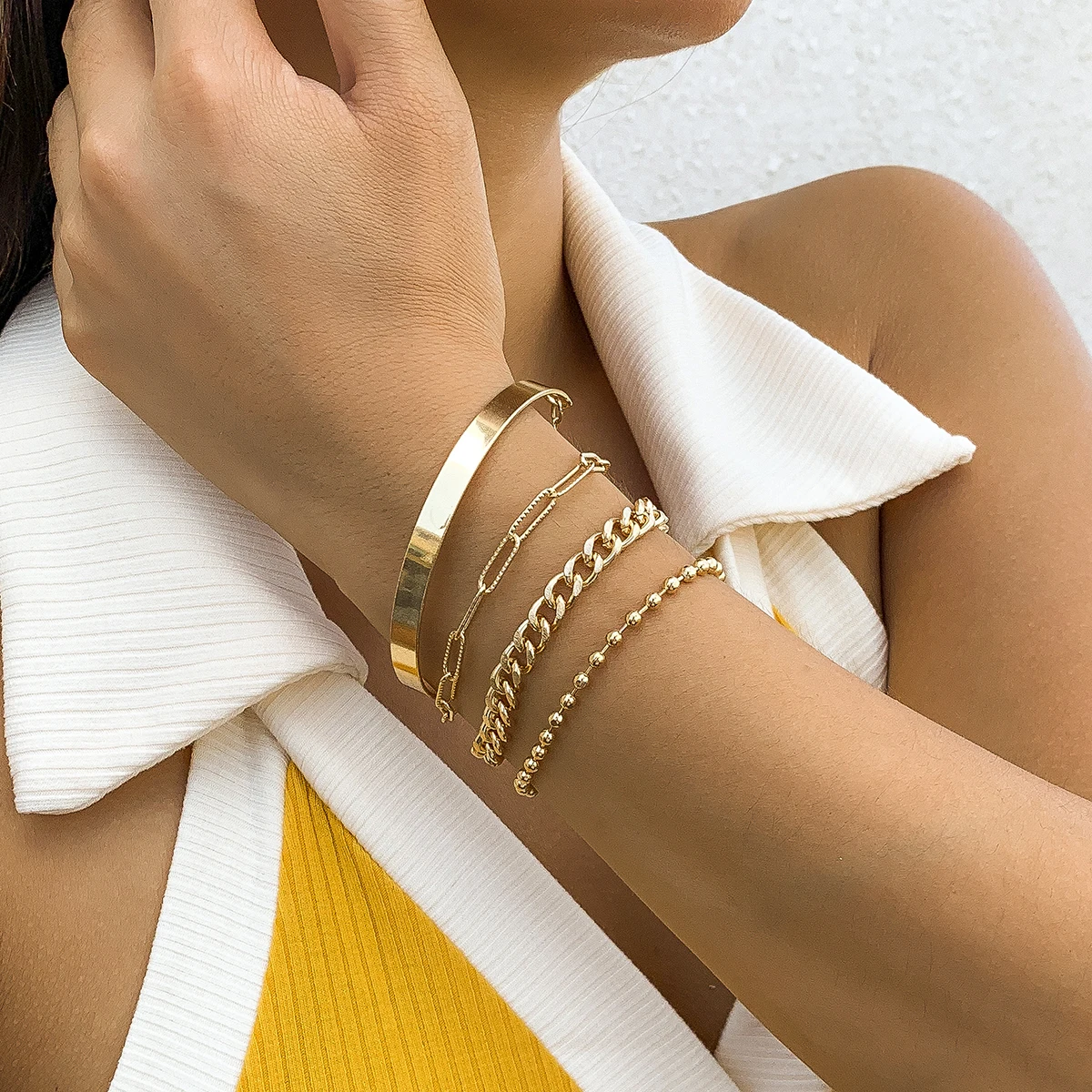 4Pcs/Set Punk Multi Layer Gold Color Bracelets Bangles For Women Cuentas Para Pulseras Vintage Curb Cuban Link Chain Jewelry
4Pcs/Set Punk Multi Layer Gold Color Bracelets Bangles For Women Cuentas Para Pulseras Vintage Curb Cuban Link Chain Jewelry