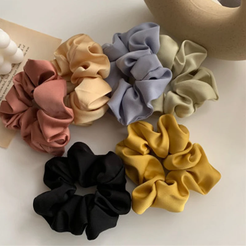 Women's Cute Golden Little Star Silky Satin Headband Elastic Bright Rubber Band Headband Solid Knot Headdress
Women's Cute Golden Little Star Silky Satin Headband Elastic Bright Rubber Band Headband Solid Knot Headdress