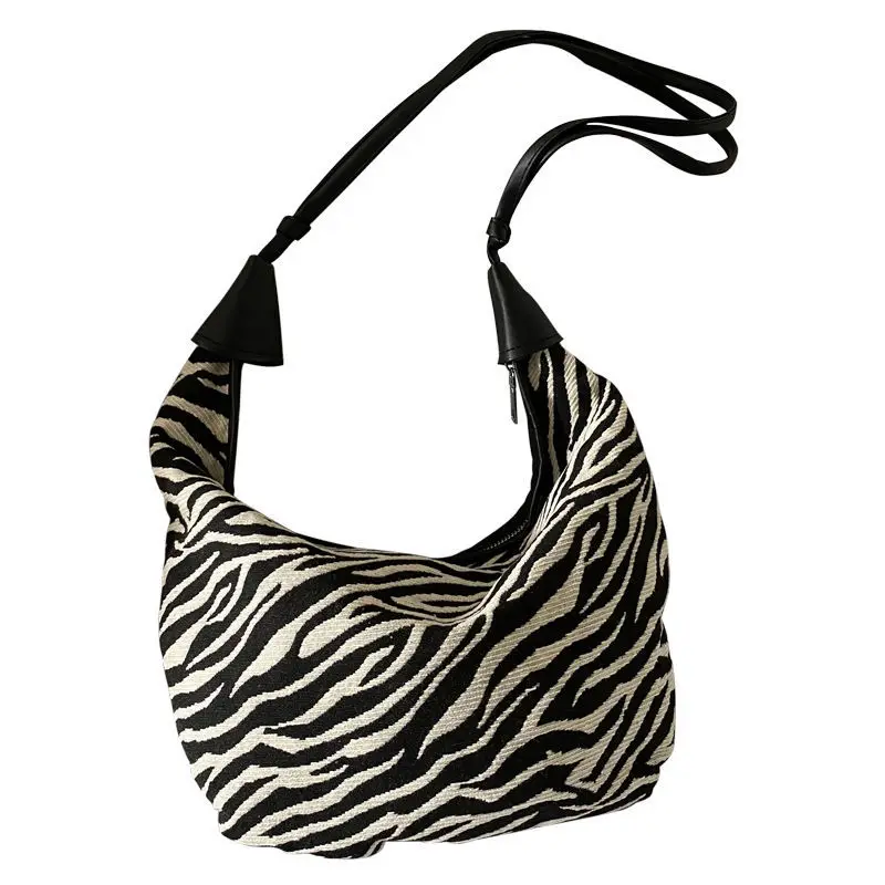 It's a versatile bag in early autumn! Retro zebra pattern jacquard messenger bag single shoulder canvas bag
It's a versatile bag in early autumn! Retro zebra pattern jacquard messenger bag single shoulder canvas bag
