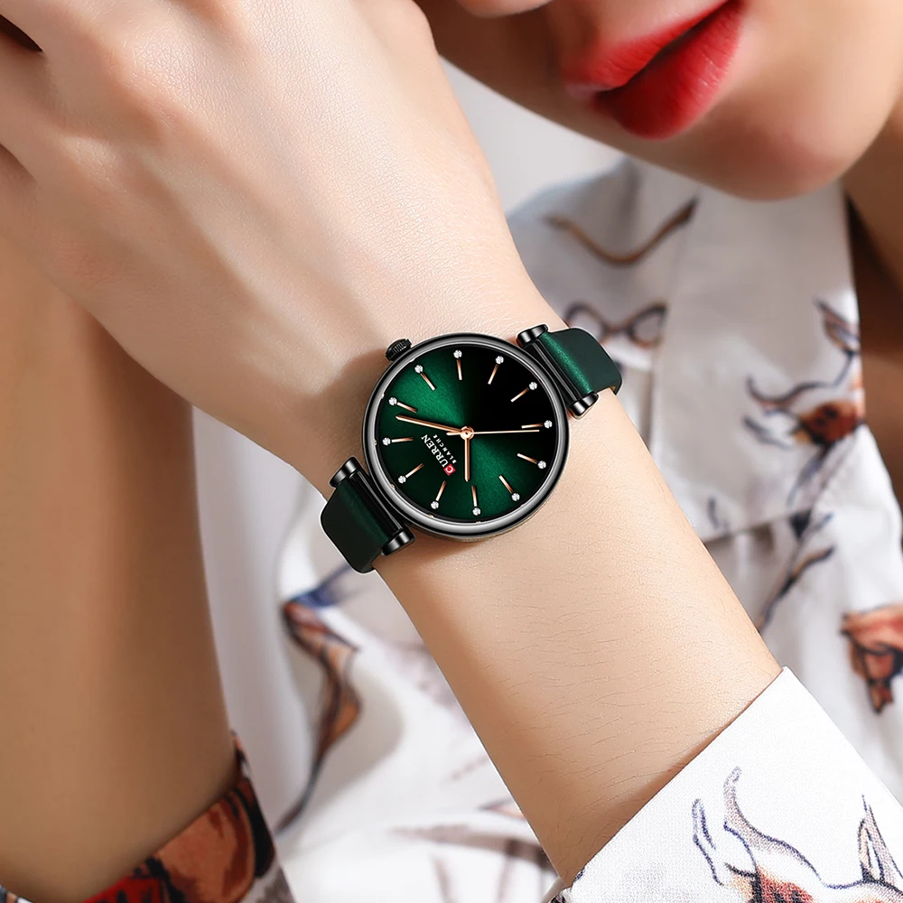 CURREN New Green Watches for Women Luxury Charming Rhinestone Dial Clock Ladies Leather Wristwatches Female Relogios Feminino
CURREN New Green Watches for Women Luxury Charming Rhinestone Dial Clock Ladies Leather Wristwatches Female Relogios Feminino