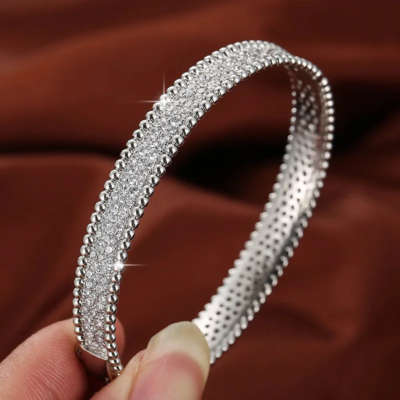 Japan and South Korea fashion versatile star studded Zircon Bracelet Custom Bracelet
Japan and South Korea fashion versatile star studded Zircon Bracelet Custom Bracelet