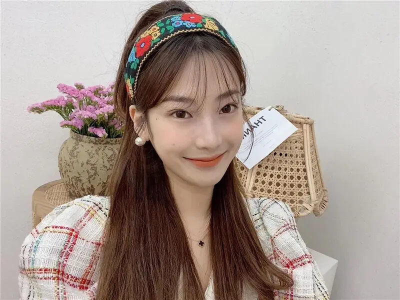 Embroidery Flower Headbands For Women korea Headband National Style Hair Accessories Colorful Hairband Head Wrap Hair Band
Embroidery Flower Headbands For Women korea Headband National Style Hair Accessories Colorful Hairband Head Wrap Hair Band