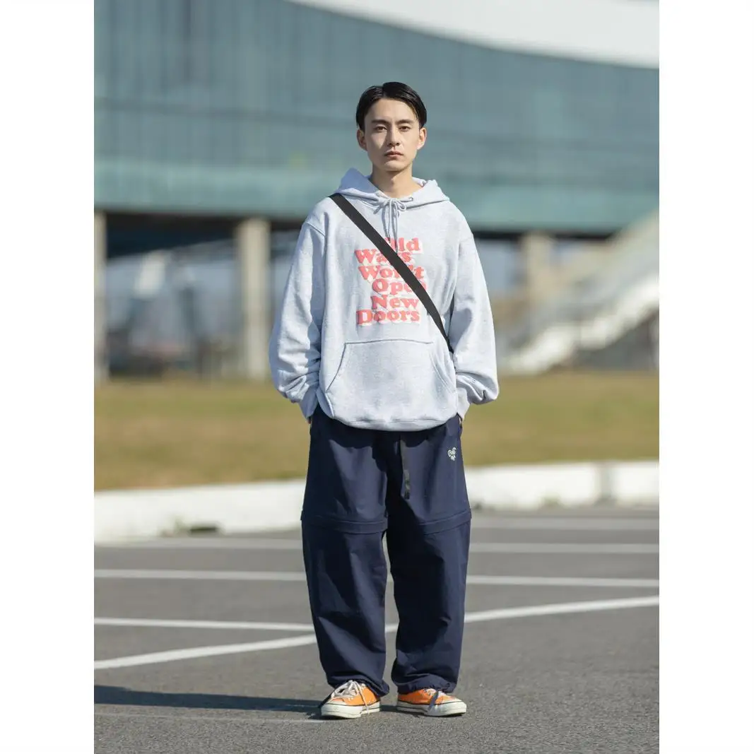 New fun letter print loose Plush thickened Hooded Sweater men's and women's top
New fun letter print loose Plush thickened Hooded Sweater men's and women's top