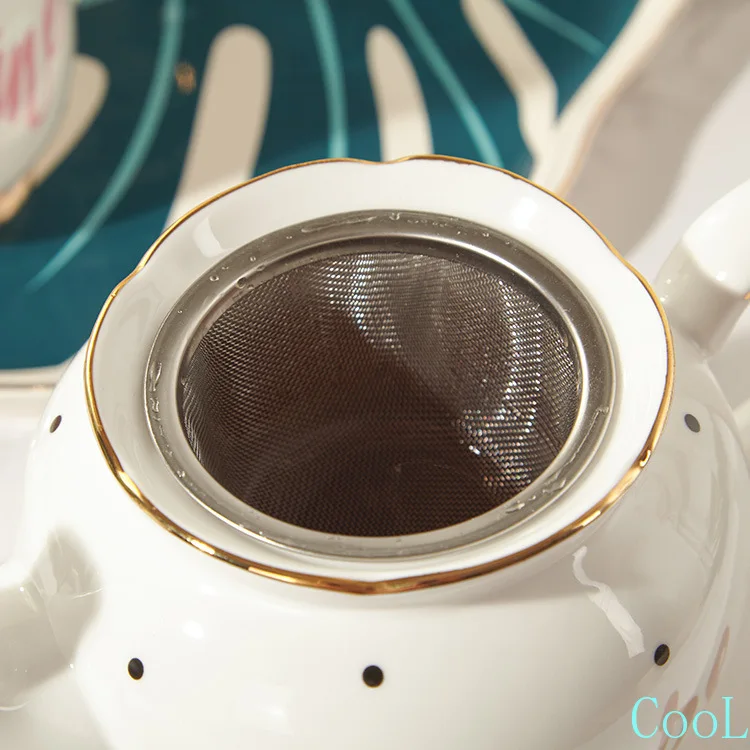 Japanese Hand Painted Gold Letter Ceramic TeaPot for Green Tea Flower Tea Afternoon Tea Creative Gift
Japanese Hand Painted Gold Letter Ceramic TeaPot for Green Tea Flower Tea Afternoon Tea Creative Gift