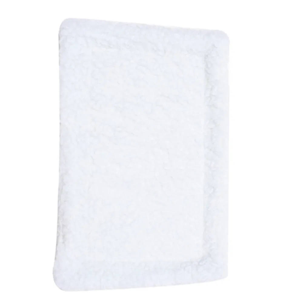 Double-sided Small Warm Mat Plush Hamster Nest House Guinea Pig Animal Blanket Rabbit Bedding Cover Cushion Pad Pet Accessories
Double-sided Small Warm Mat Plush Hamster Nest House Guinea Pig Animal Blanket Rabbit Bedding Cover Cushion Pad Pet Accessories