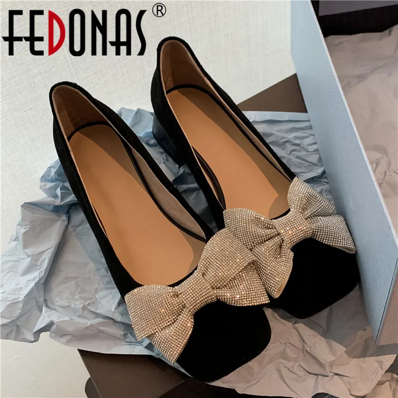 FEDONAS New Rhinestone Butterfly-Knot Women Pumps Spring Summer Sweet Elegant Genuine Leather Shoes Woman Square Toe Low Heels
FEDONAS New Rhinestone Butterfly-Knot Women Pumps Spring Summer Sweet Elegant Genuine Leather Shoes Woman Square Toe Low Heels