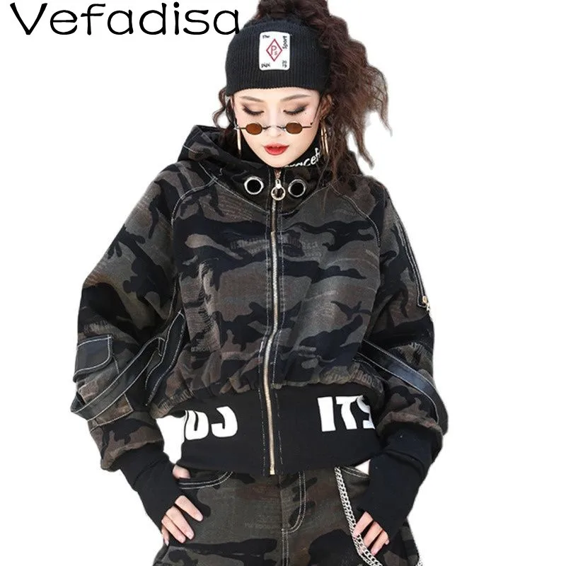 Vefadisa 2023 Spring Autumn Camouflage Fashion Print Denim Jacket Street Style Loose Hooded Denim Jacket Fashion Women TT453
Vefadisa 2023 Spring Autumn Camouflage Fashion Print Denim Jacket Street Style Loose Hooded Denim Jacket Fashion Women TT453