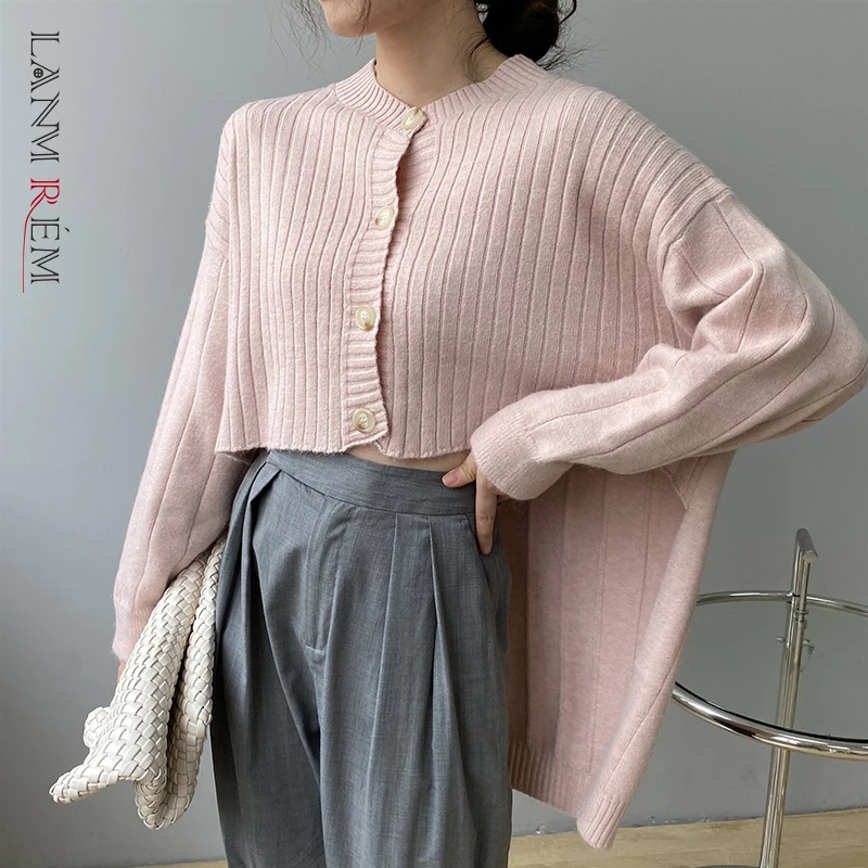 LANMREM Women Knitted Sweater Loose Single Breasted Irregular Outwear Korean Style 2022 Autumn Winter Fashion Tops 2C2152
LANMREM Women Knitted Sweater Loose Single Breasted Irregular Outwear Korean Style 2022 Autumn Winter Fashion Tops 2C2152