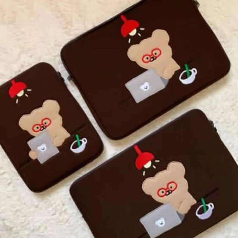 Soft Laptop Bag 11 13 15 Inch Embroidery Travel Business Mac Case Korea Bear Student Ipad Case Tablet Sleeve Case Liner Bag
Soft Laptop Bag 11 13 15 Inch Embroidery Travel Business Mac Case Korea Bear Student Ipad Case Tablet Sleeve Case Liner Bag