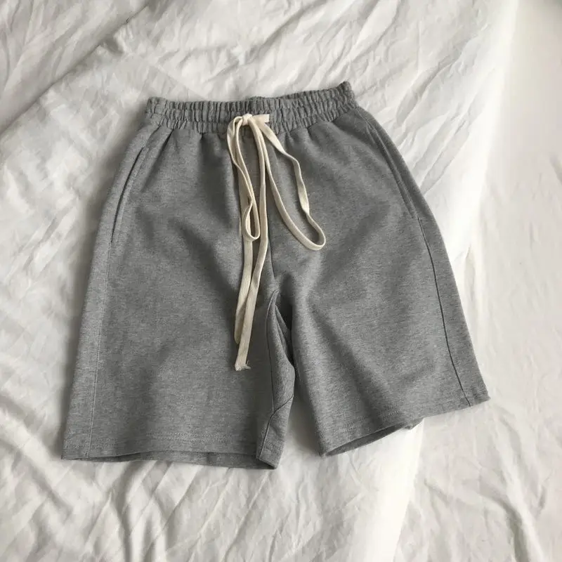 Large size shorts female summer 2021 new fashion student loose high waist slim sports Yoga Hot Pants
Large size shorts female summer 2021 new fashion student loose high waist slim sports Yoga Hot Pants