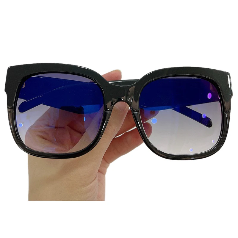 New Fashion Square Sunglasses Women Luxury Brand Designer Oversized Gradient Sun Glasses For Female UV400
New Fashion Square Sunglasses Women Luxury Brand Designer Oversized Gradient Sun Glasses For Female UV400