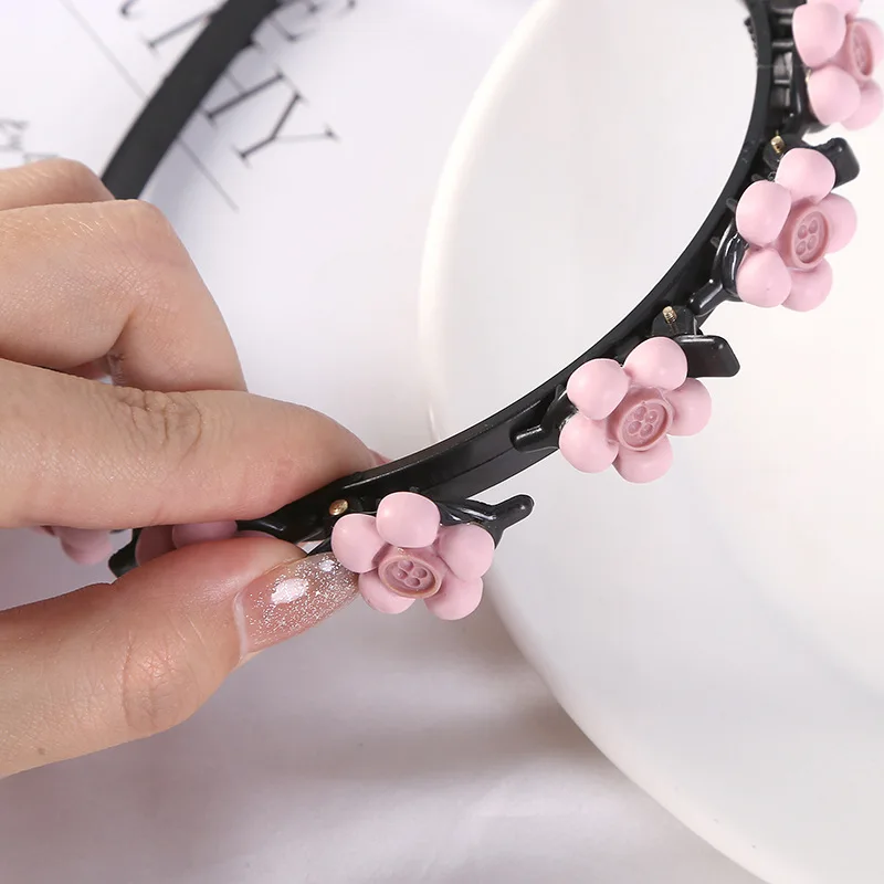 ncmama New Girls Cute Cartoon Flower Hairstyle Braided Hairbands Kid Sweet Hair Clips Headband Headwear Fashion Hair Accessories
ncmama New Girls Cute Cartoon Flower Hairstyle Braided Hairbands Kid Sweet Hair Clips Headband Headwear Fashion Hair Accessories