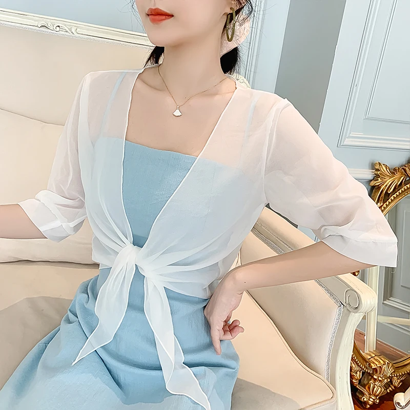 #5311 Black Red White Chiffon Coat Women Half Sleeve Cardigan Sunscreen Jacket Women See Through Clothes Short Ladies Coats Thin
#5311 Black Red White Chiffon Coat Women Half Sleeve Cardigan Sunscreen Jacket Women See Through Clothes Short Ladies Coats Thin