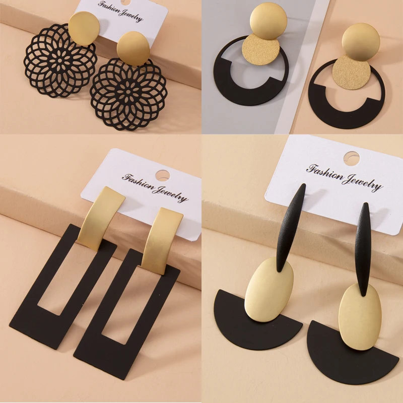 New Fashion Hanging Dangle Drop Earring 2020 Women Chic Vintage Gothic Geometric Round Long Big Black Gold Color Earrings
New Fashion Hanging Dangle Drop Earring 2020 Women Chic Vintage Gothic Geometric Round Long Big Black Gold Color Earrings